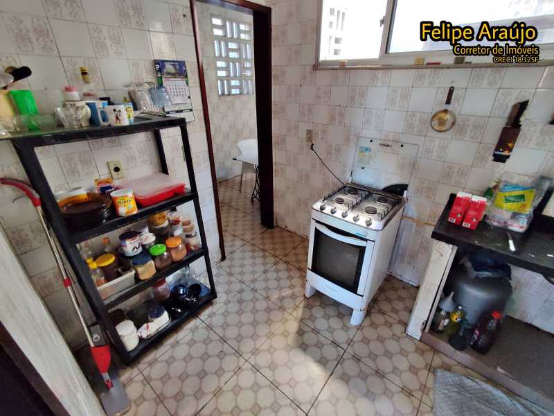 Apartamento à venda com 3 quartos, 107m² - Foto 12