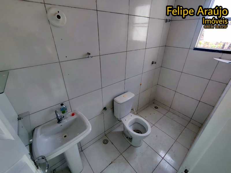 Casa à venda com 3 quartos, 98m² - Foto 11