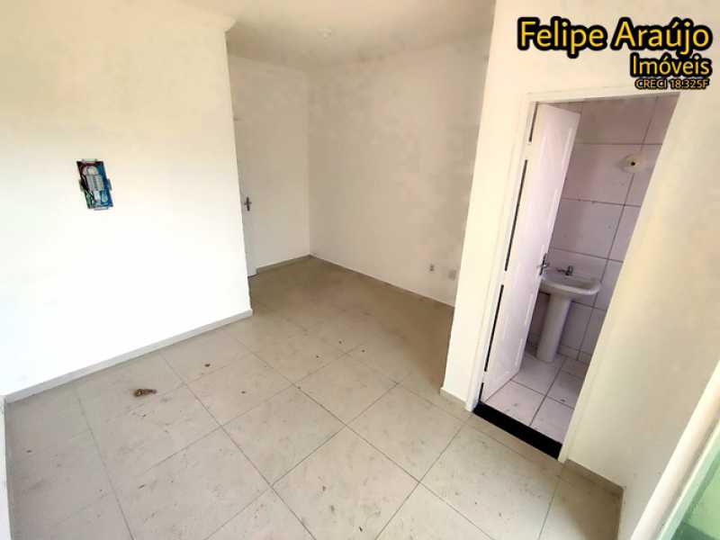 Casa à venda com 3 quartos, 98m² - Foto 13