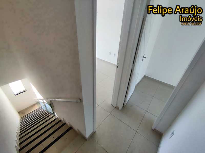 Casa à venda com 3 quartos, 98m² - Foto 9