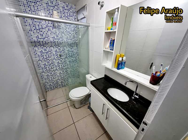 Casa à venda com 4 quartos, 107m² - Foto 11