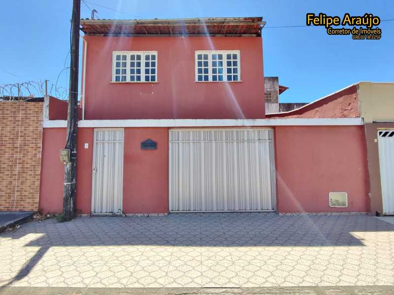 Casa à venda com 3 quartos, 180m² - Foto 1