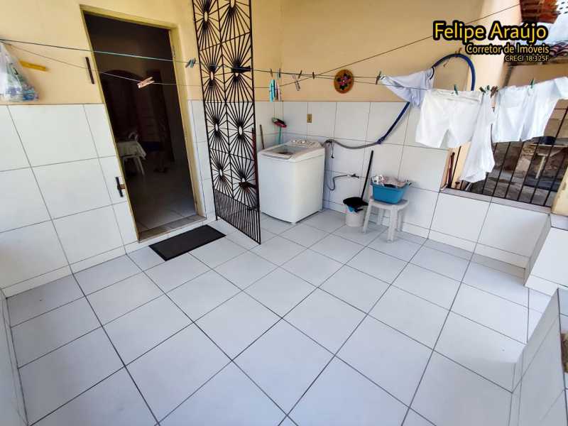 Casa à venda com 5 quartos, 157m² - Foto 16