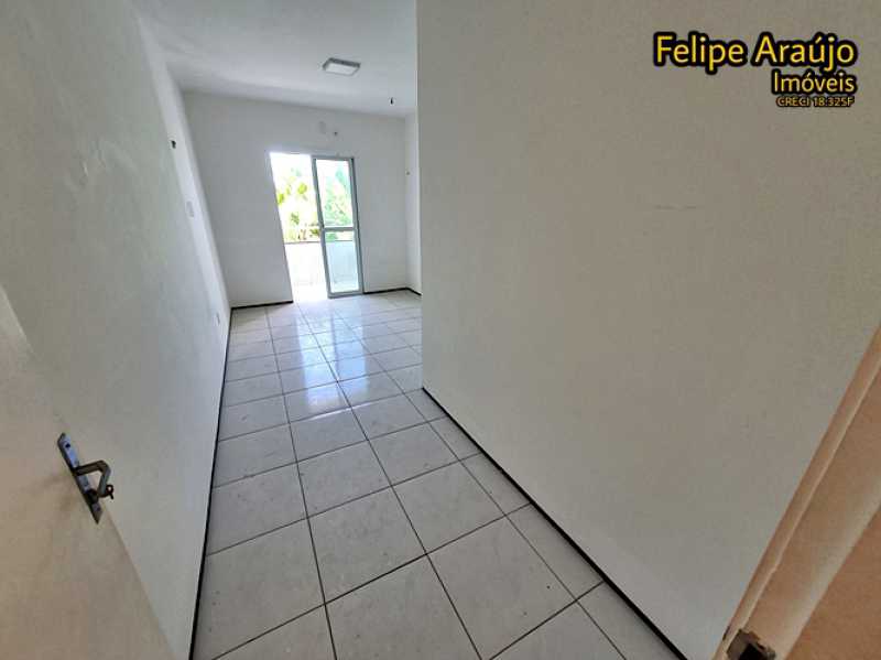 Casa à venda com 3 quartos, 120m² - Foto 12