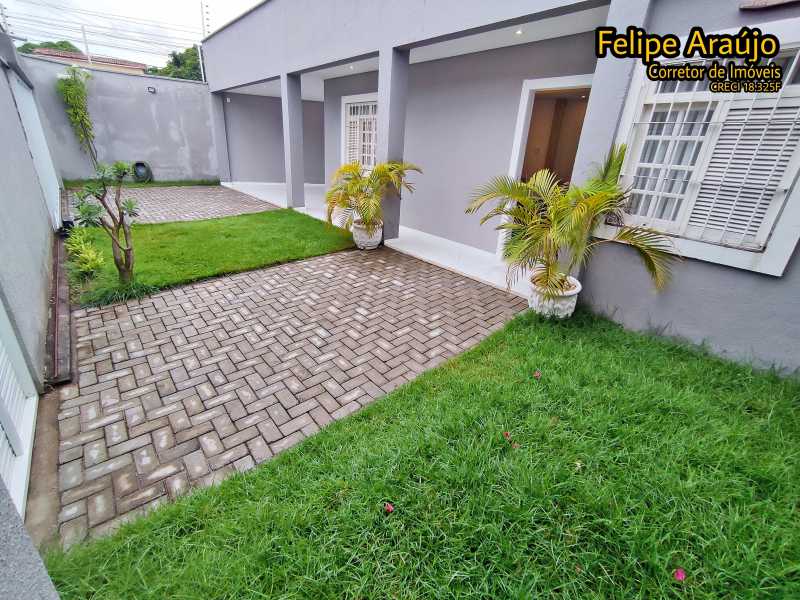 Casa à venda com 3 quartos, 175m² - Foto 2