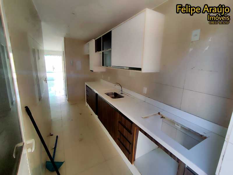 Casa à venda e aluguel com 5 quartos, 270m² - Foto 7