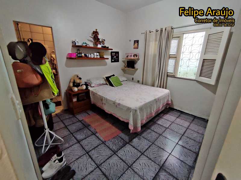 Casa à venda com 4 quartos, 200m² - Foto 16