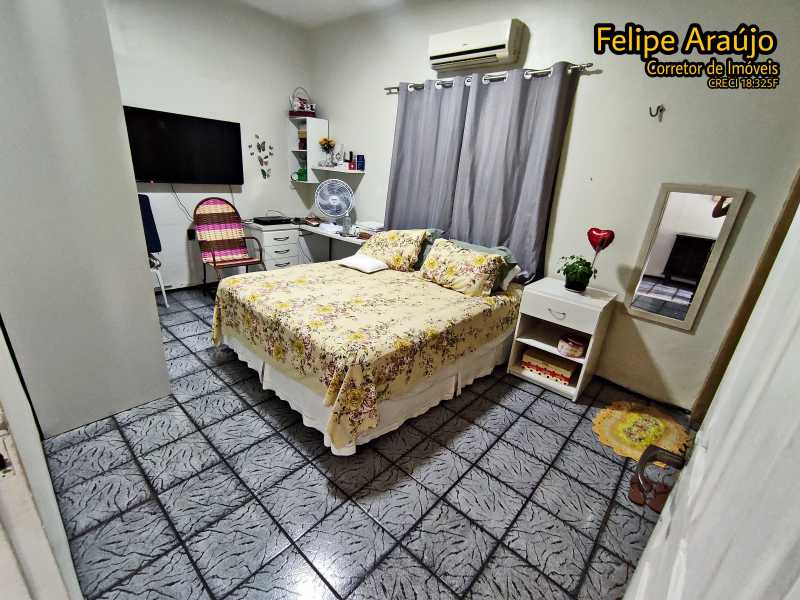 Casa à venda com 4 quartos, 200m² - Foto 18