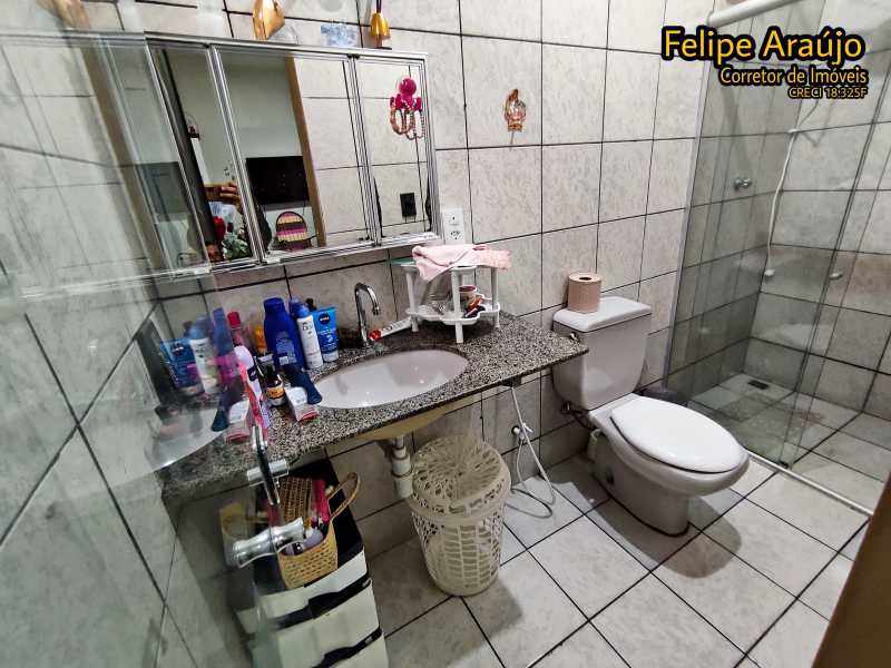 Casa à venda com 4 quartos, 200m² - Foto 19