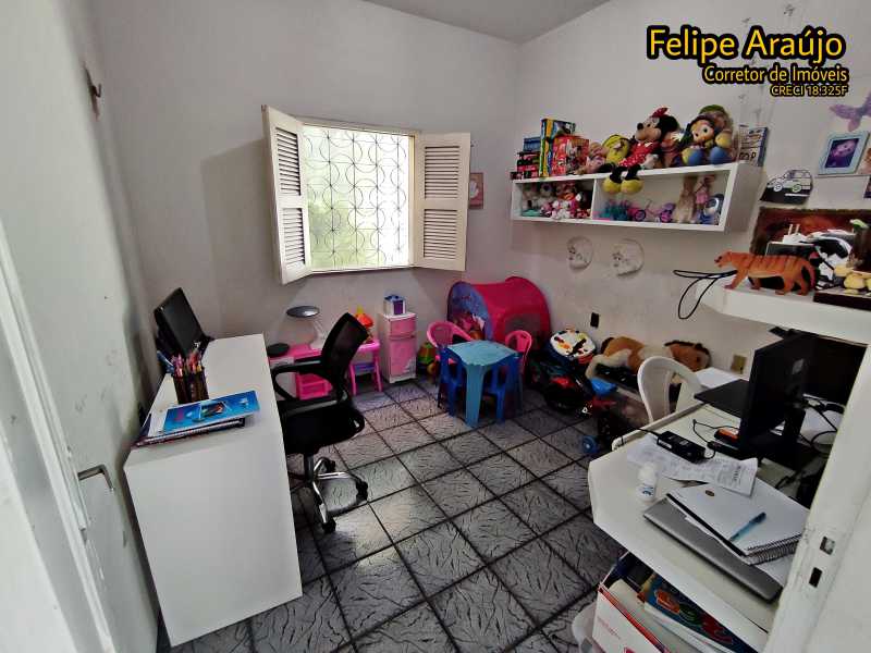 Casa à venda com 4 quartos, 200m² - Foto 20