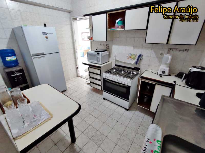 Apartamento à venda com 3 quartos, 129m² - Foto 17