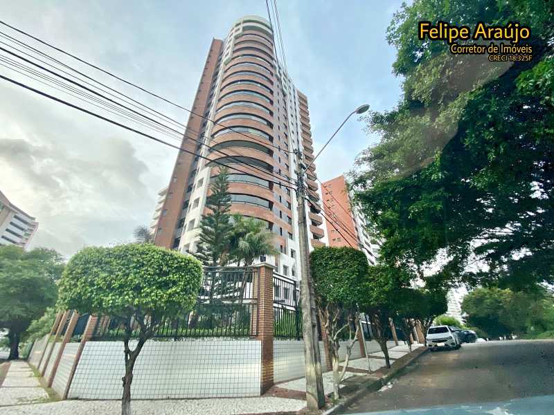 Apartamento à venda com 4 quartos, 250m² - Foto 1