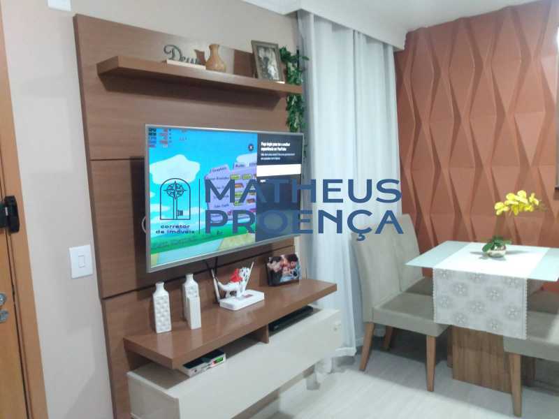 Apartamento à venda com 2 quartos, 42m² - Foto 1