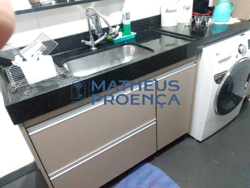 Apartamento à venda com 2 quartos, 42m² - Foto 12