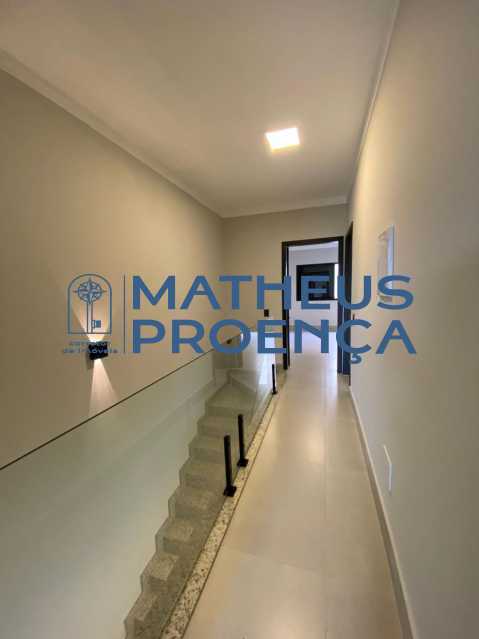 Casa à venda com 3 quartos, 208m² - Foto 3