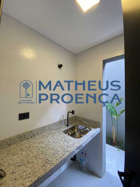 Casa à venda com 3 quartos, 208m² - Foto 9