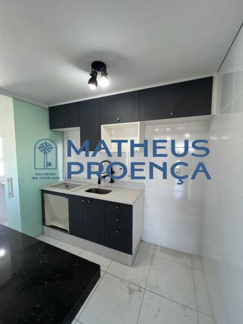 Apartamento à venda com 3 quartos, 66m² - Foto 2