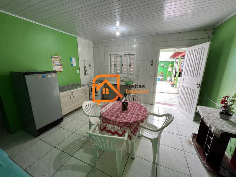 Casa à venda com 5 quartos, 110m² - Foto 13