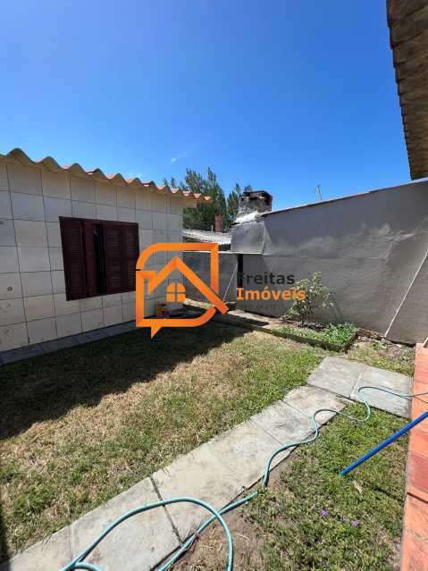 Casa à venda com 4 quartos, 100m² - Foto 4