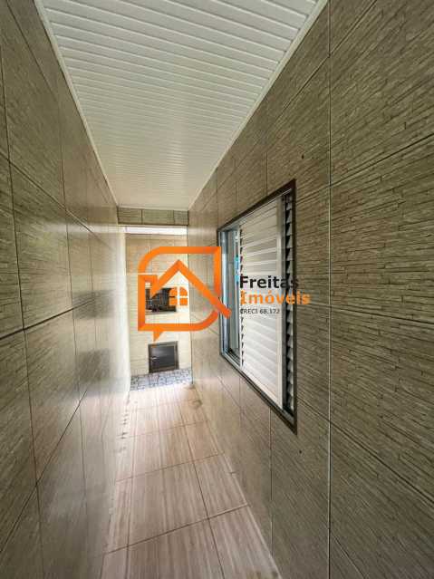 Casa à venda com 2 quartos, 80m² - Foto 13