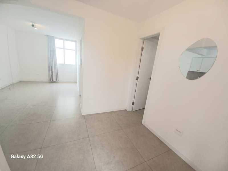 Apartamento à venda com 1 quarto, 40m² - Foto 3