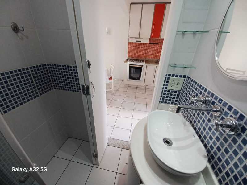 Apartamento para alugar com 1 quarto, 40m² - Foto 11