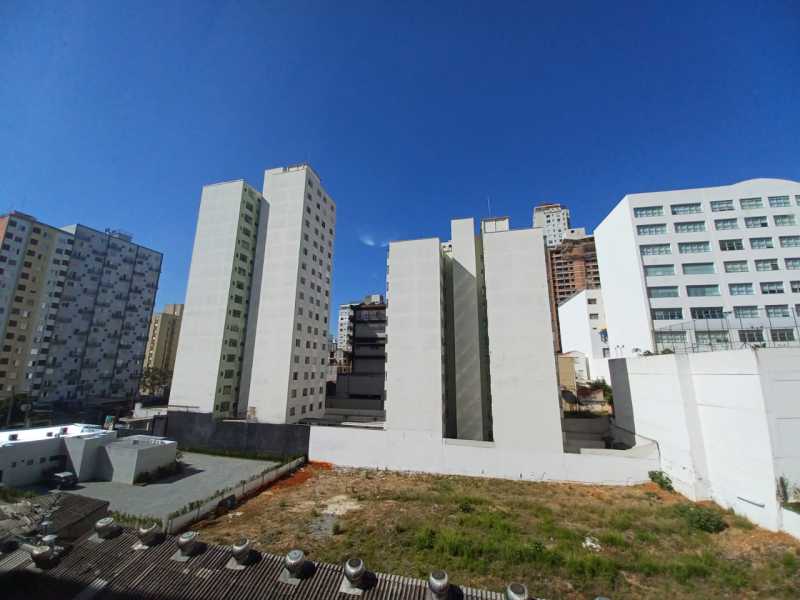 Apartamento para alugar com 2 quartos, 40m² - Foto 10