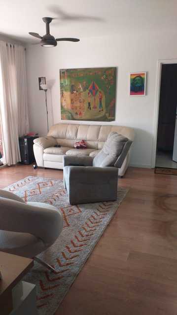 Apartamento para alugar com 3 quartos, 100m² - Foto 4