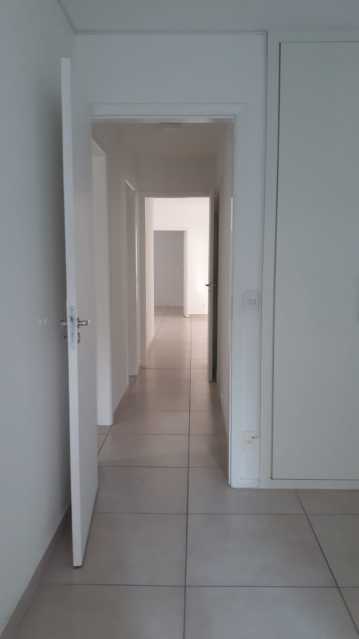 Apartamento para alugar com 3 quartos, 157m² - Foto 5