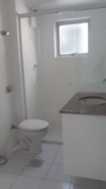 Apartamento para alugar com 3 quartos, 157m² - Foto 10