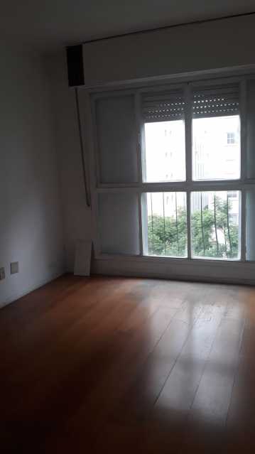 Apartamento para alugar com 3 quartos, 157m² - Foto 2