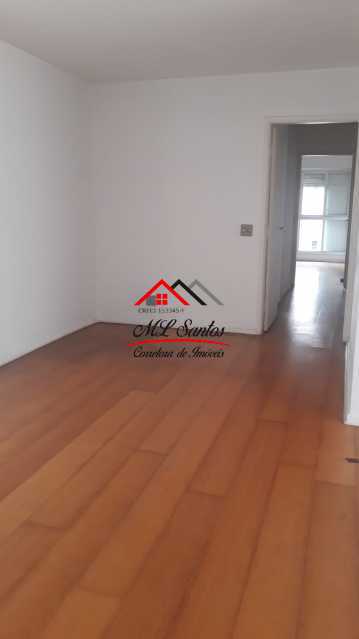 Apartamento para alugar com 3 quartos, 157m² - Foto 1