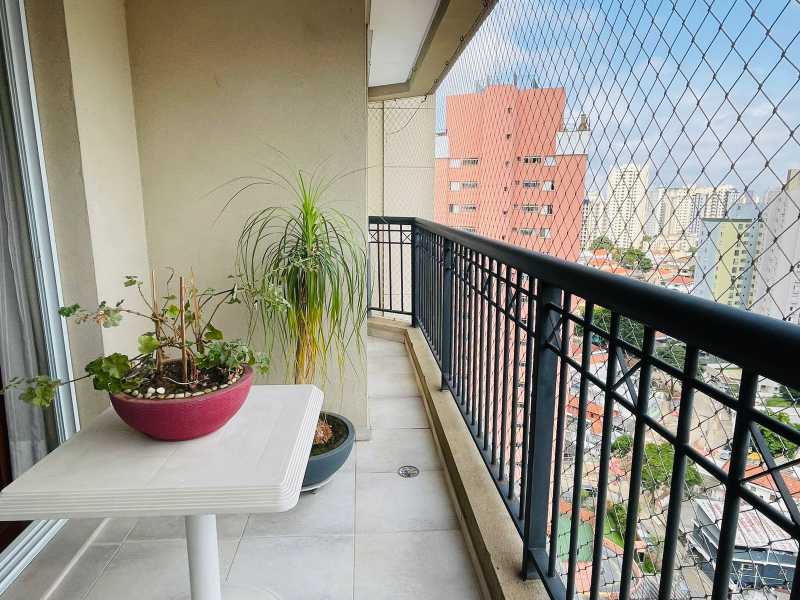 Apartamento à venda com 2 quartos, 68m² - Foto 2