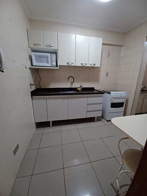 Apartamento para alugar com 2 quartos, 60m² - Foto 9