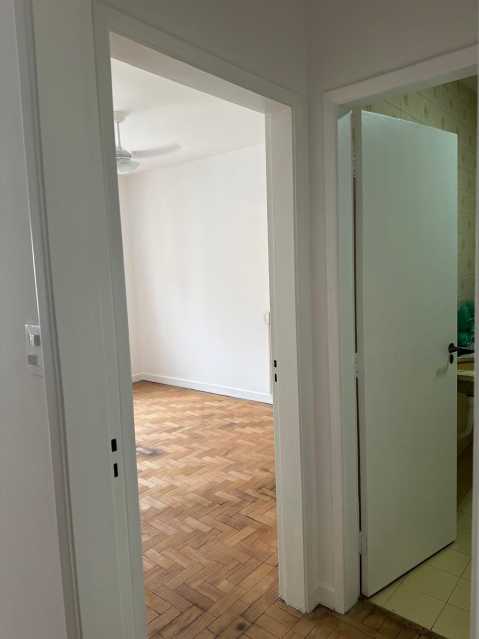 Apartamento à venda com 1 quarto, 51m² - Foto 3