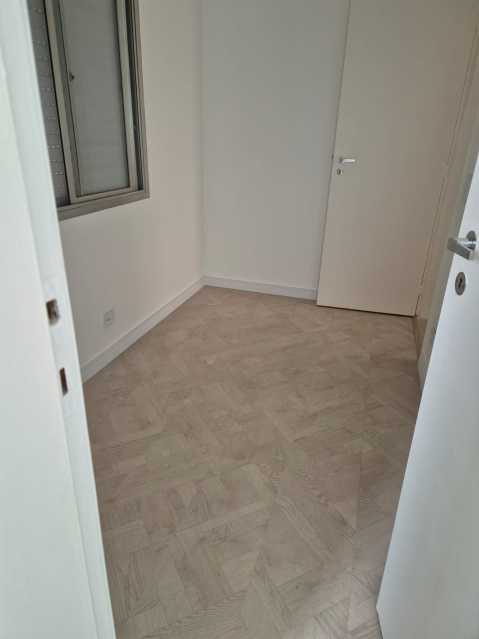 Apartamento para alugar com 3 quartos, 75m² - Foto 11