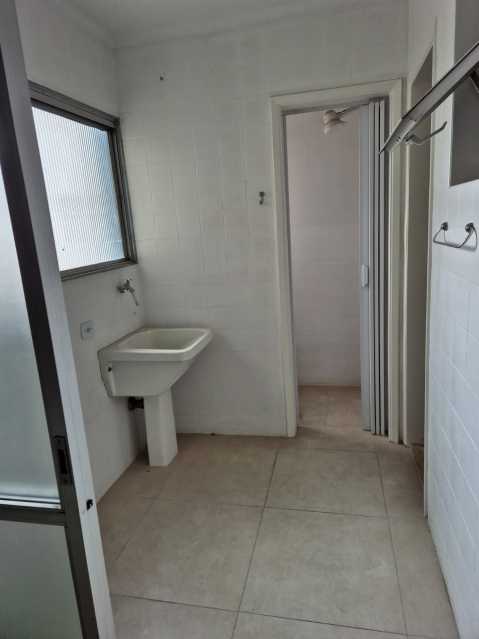 Apartamento para alugar com 3 quartos, 75m² - Foto 12