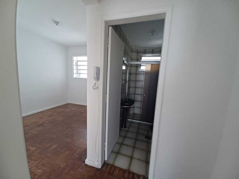 Apartamento para alugar com 1 quarto, 45m² - Foto 8