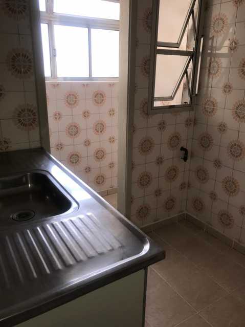 Apartamento à venda com 2 quartos, 48m² - Foto 8