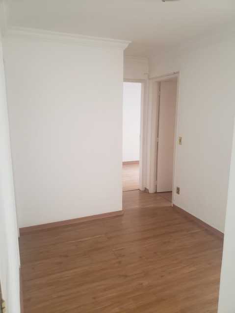 Apartamento para alugar com 2 quartos, 68m² - Foto 2