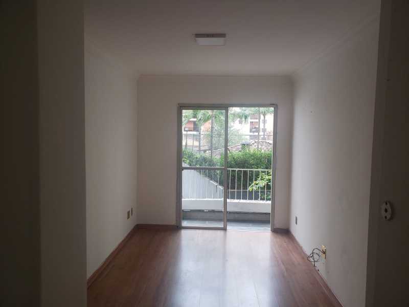 Apartamento para alugar com 2 quartos, 68m² - Foto 4