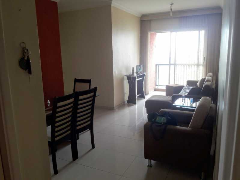 Apartamento para alugar com 2 quartos, 72m² - Foto 3