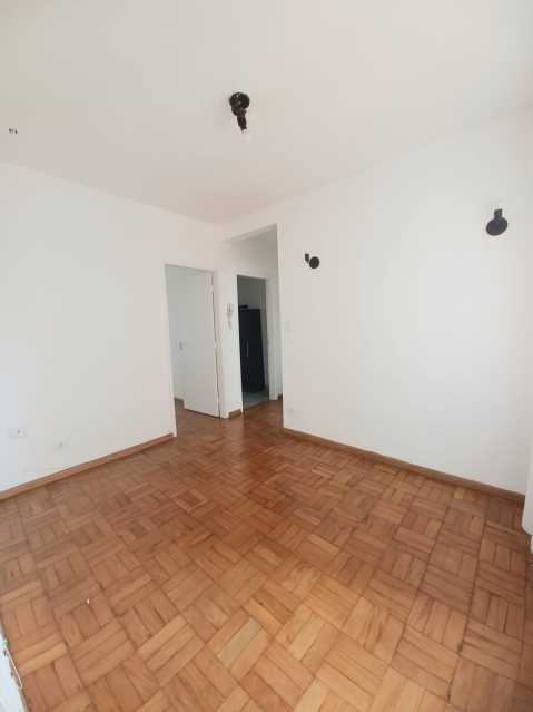 Apartamento para alugar com 1 quarto, 45m² - Foto 1