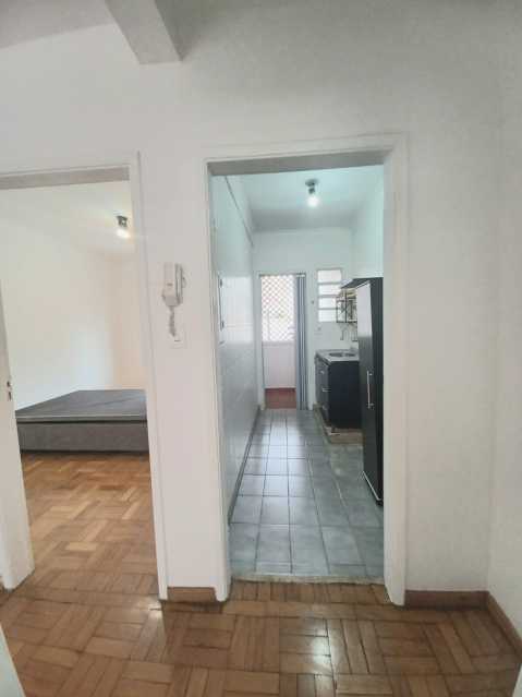 Apartamento para alugar com 1 quarto, 45m² - Foto 2