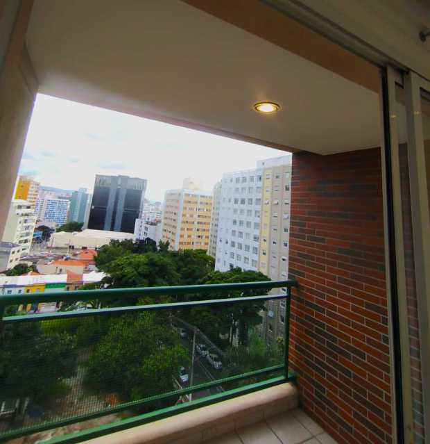 Apartamento para alugar com 1 quarto, 42m² - Foto 4