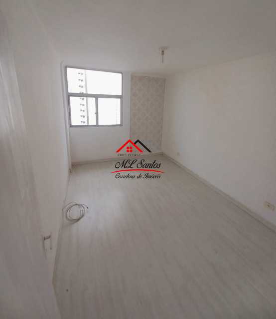 Apartamento à venda com 2 quartos, 40m² - Foto 6