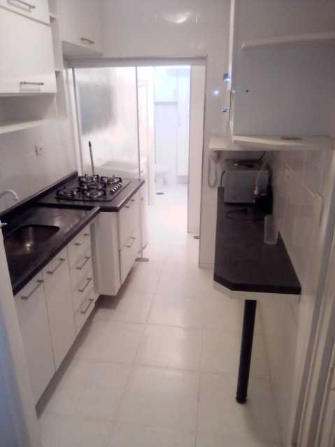 Apartamento à venda com 2 quartos, 47m² - Foto 2