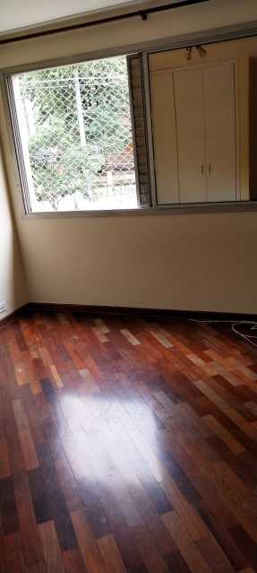 Apartamento para alugar com 3 quartos, 110m² - Foto 11