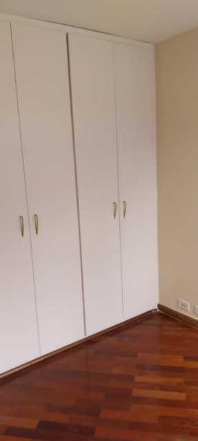 Apartamento para alugar com 3 quartos, 110m² - Foto 13