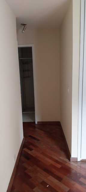 Apartamento para alugar com 3 quartos, 110m² - Foto 15